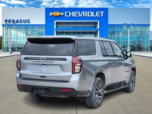 2023 Chevrolet Suburban 4WD Z71