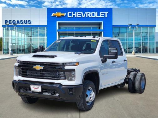 2026 Chevrolet Silverado 3500 WT