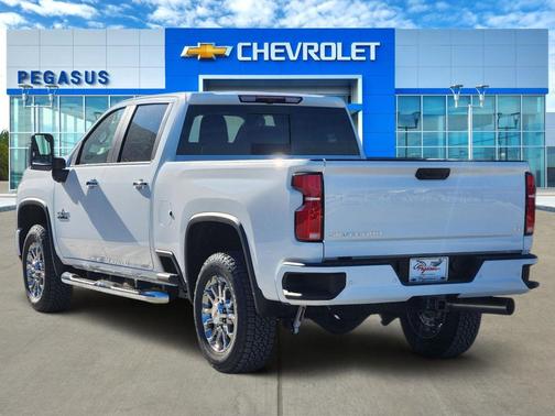 2026 Chevrolet Silverado 2500 LT