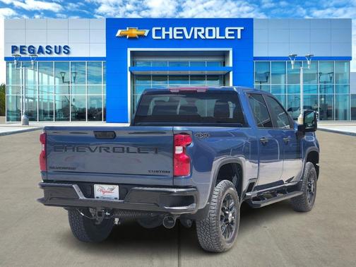 2025 Chevrolet Silverado 2500 Custom