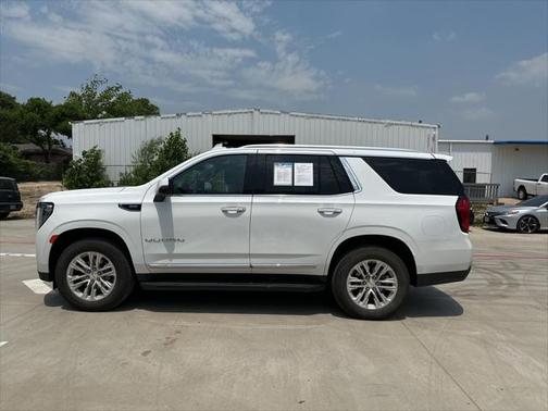 2023 GMC Yukon SLT