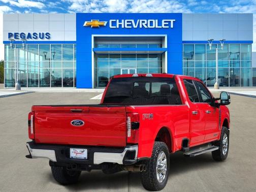 2023 Ford F-350 Lariat