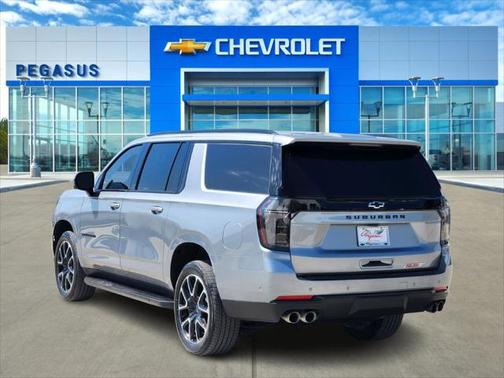 2025 Chevrolet Suburban RST