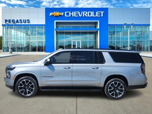 2025 Chevrolet Suburban RST