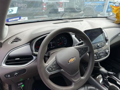 2022 Chevrolet Malibu 1LS