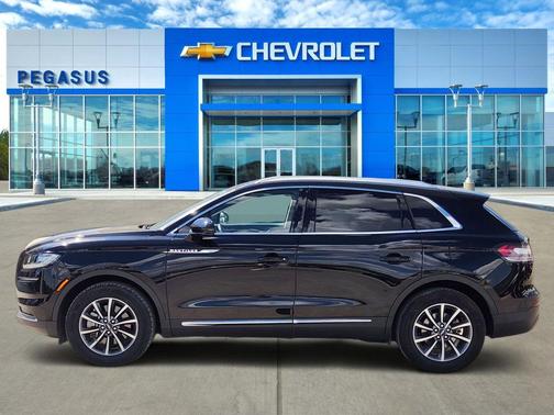 2021 Lincoln Nautilus Standard