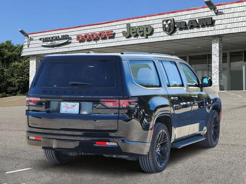 2023 Jeep Wagoneer Series II Carbide 4x4