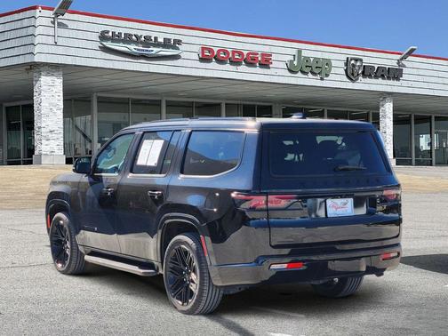 2023 Jeep Wagoneer Series II Carbide 4x4