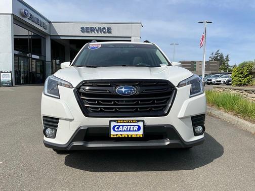 Crystal White Pearl 2023 Subaru Forester Premium
