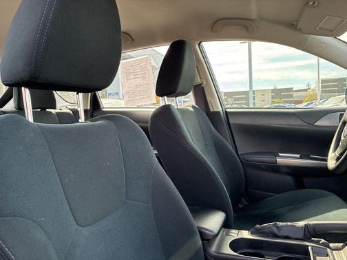 Blue 2011 Subaru Impreza 2.5 i