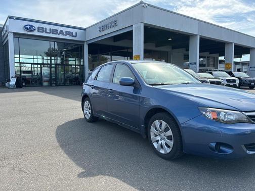 Blue 2011 Subaru Impreza 2.5 i