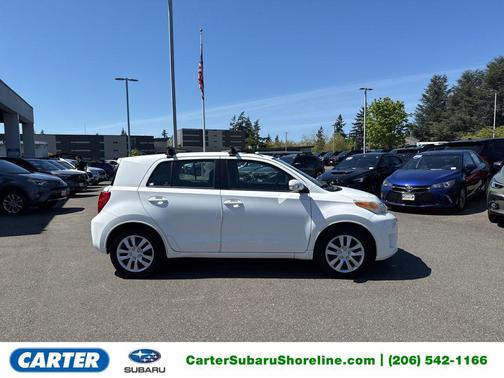 Super White 2009 Scion xD Base