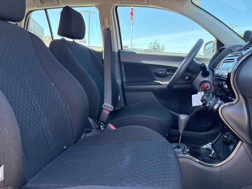 Super White 2009 Scion xD Base