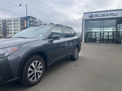 2025 Subaru Outback Premium