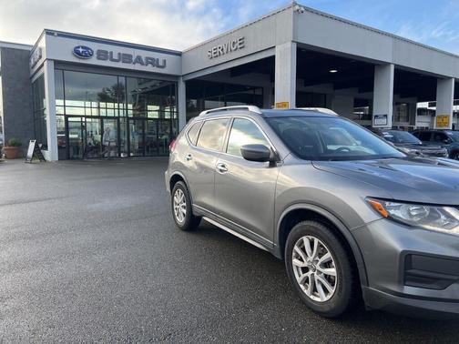 2018 Nissan Rogue SV