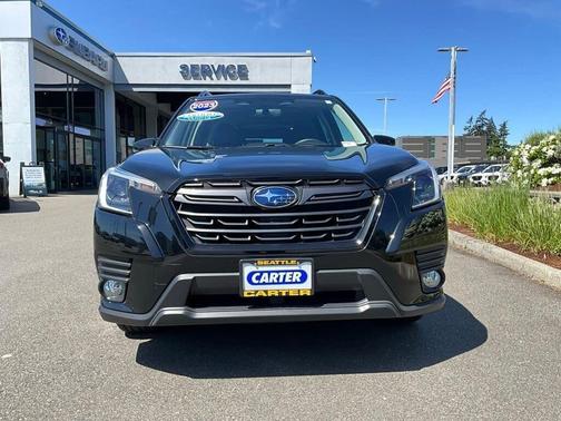 Crystal Black Silica 2023 Subaru Forester Limited