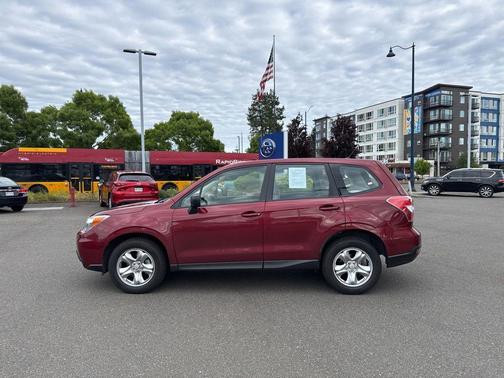 Venetian Red Pearl 2014 Subaru Forester 2.5i