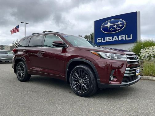 Mica 2017 Toyota Highlander Hybrid Platinum