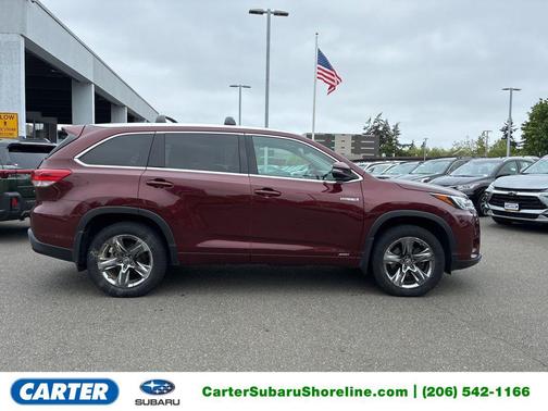 Mica 2017 Toyota Highlander Hybrid Platinum