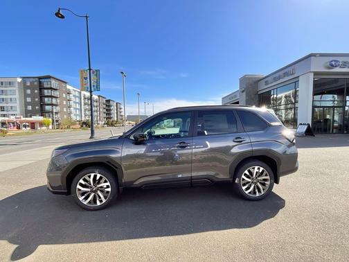 Magnetite Gray Metallic 2026 Subaru Forester Hybrid Touring