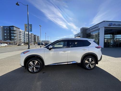 2021 Nissan Rogue Platinum