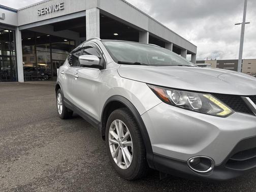2017 Nissan Rogue Sport SV