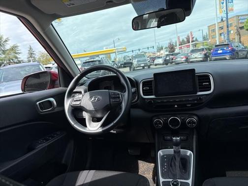 2022 Hyundai VENUE SEL