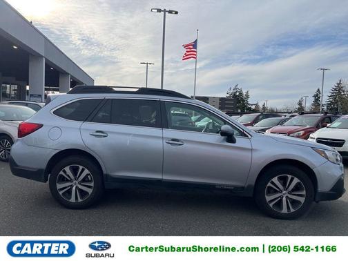 Ice Silver Metallic 2018 Subaru Outback 2.5i Limited