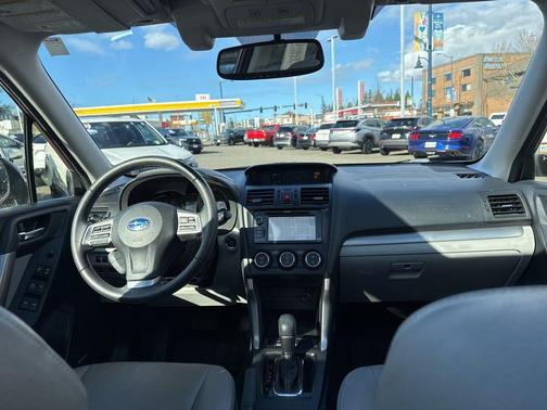 2015 Subaru Forester 2.5i Touring