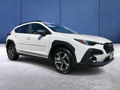 Crystal White Pearl 2025 Subaru Crosstrek Premium