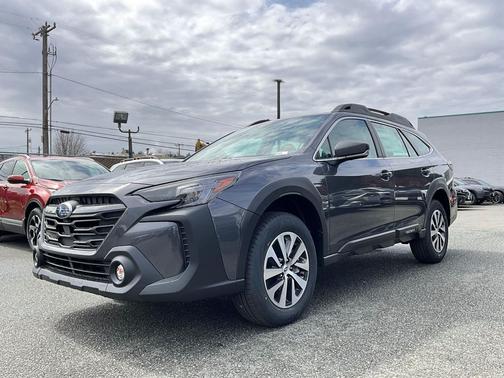2025 Subaru Outback Base