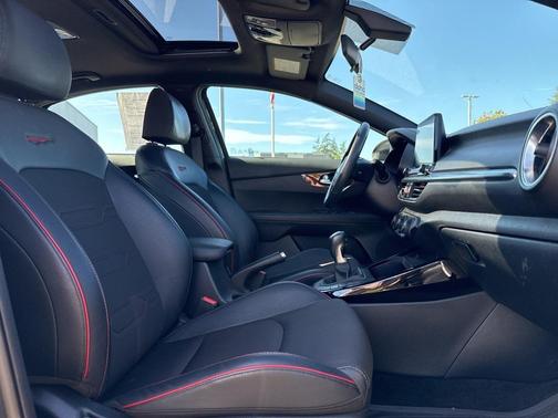 2021 Kia Forte GT