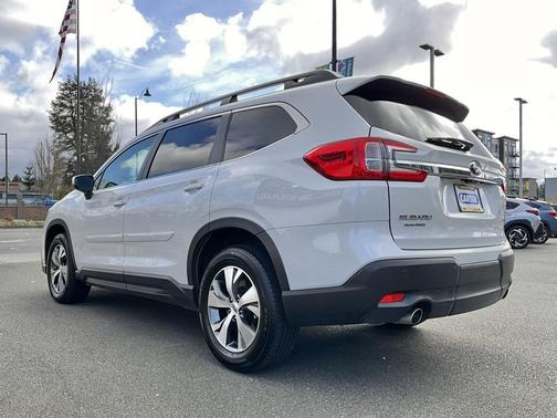 2025 Subaru Ascent Premium 7-Passenger