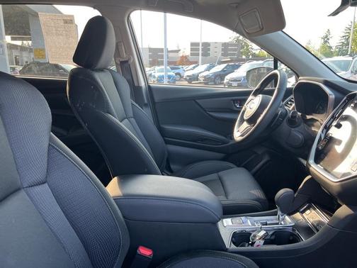 2024 Subaru Ascent Premium 7-Passenger