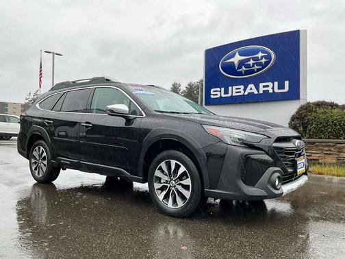 Crystal Black Silica 2024 Subaru Outback Touring XT