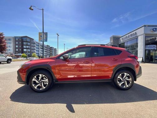 Sun Blaze Pearl 2025 Subaru Crosstrek Premium