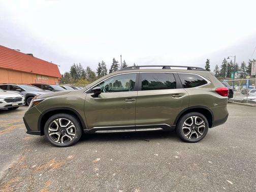 Autumn Green Metallic 2026 Subaru Ascent Limited 7-Passenger