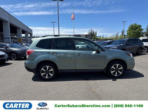 Jasmine Green Metallic 2018 Subaru Forester 2.5i Premium