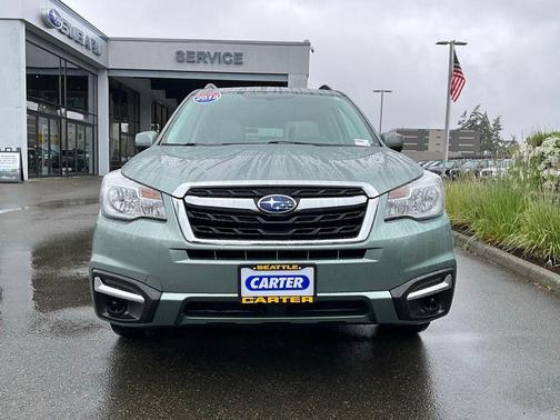 Jasmine Green Metallic 2018 Subaru Forester 2.5i Premium