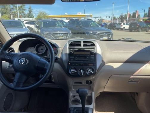 2005 Toyota RAV4 Base
