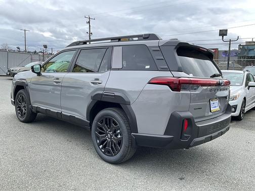 River Rock Pearl Paint 2026 Subaru Outback Limited XT