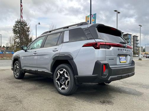Ice Silver Metallic 2026 Subaru Outback Touring