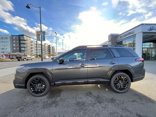 Magnetite Gray Metallic 2026 Subaru Outback Limited XT