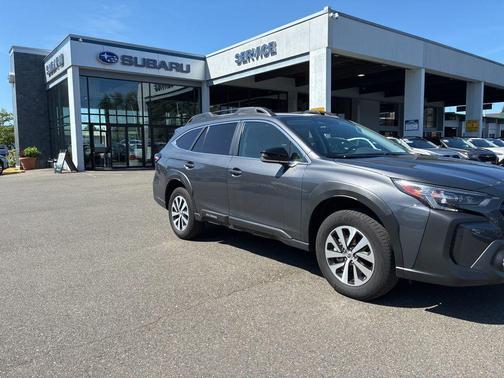 Magnetite Gray Metallic 2024 Subaru Outback Premium