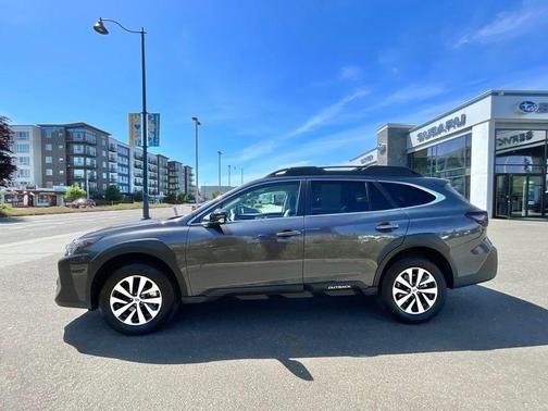 Magnetite Gray Metallic 2024 Subaru Outback Premium