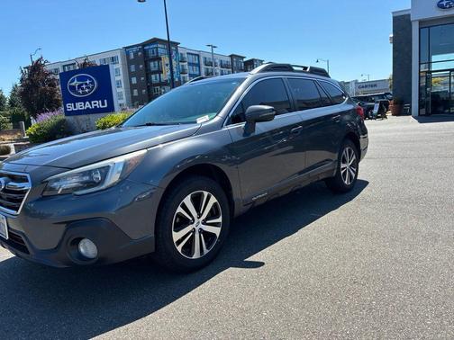 Magnetite Gray Metallic 2018 Subaru Outback 2.5i Limited