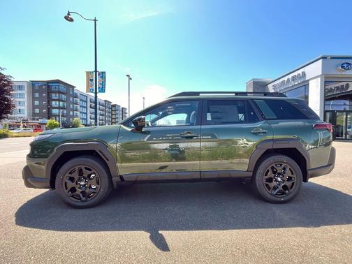 Deep Emerald Green Pearl Paint 2026 Subaru Outback Limited