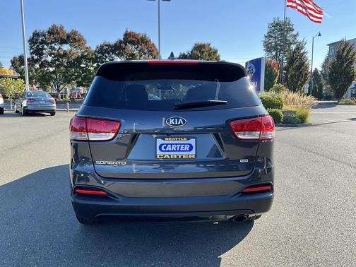 2018 Kia Sorento LX