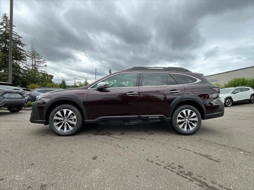 2025 Subaru Outback Touring XT