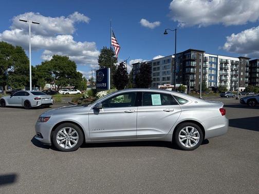 Silver Ice Metallic 2019 Chevrolet Impala 1LT